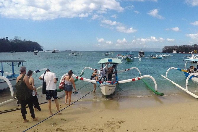 Snorkeling Package at Padang Bai Blue Lagoon - Indonesian lunch after the water