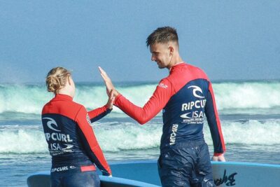 Surfing Course – Beginner with Hotel Pick Up