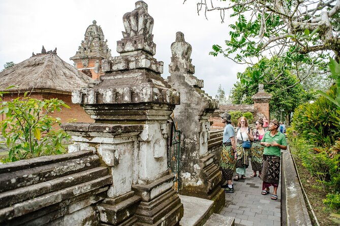Tanah Lot & UNESCO Heritage Small Group Tour - Transport, timing, and the small-group setup
