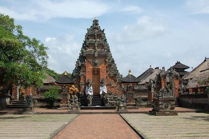Ubud Combine Mount Batur Kintamani Tour - The Barong and Kris dance sets the cultural tone