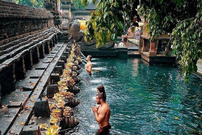 Ubud Hidden Gems Waterfall, Temple and Rice Terraces Private Tour - Tibumana: A quieter final waterfall