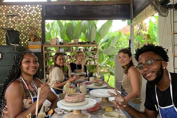 Ubud Pottery Ceramic Class in Bali - Making pottery in Singapadu, not central Ubud