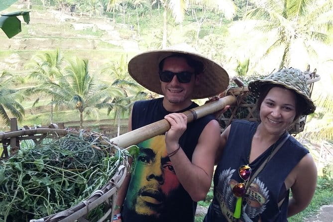 Ubud Private Tour From Cruise Port Benoa Bali All Inclusive - Batuan Temple and respectful visiting