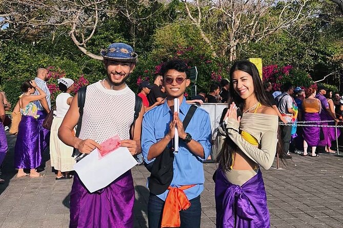 Uluwatu Temple Entrance & Kecak Dance Tickets - The Kecak Fire Dance, chanting and fire at the cliff edge